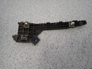 HONDA FR-V FRV ŚLIZG ZDERZAKA TYLNY PRAWY 2/2 MINIATURA