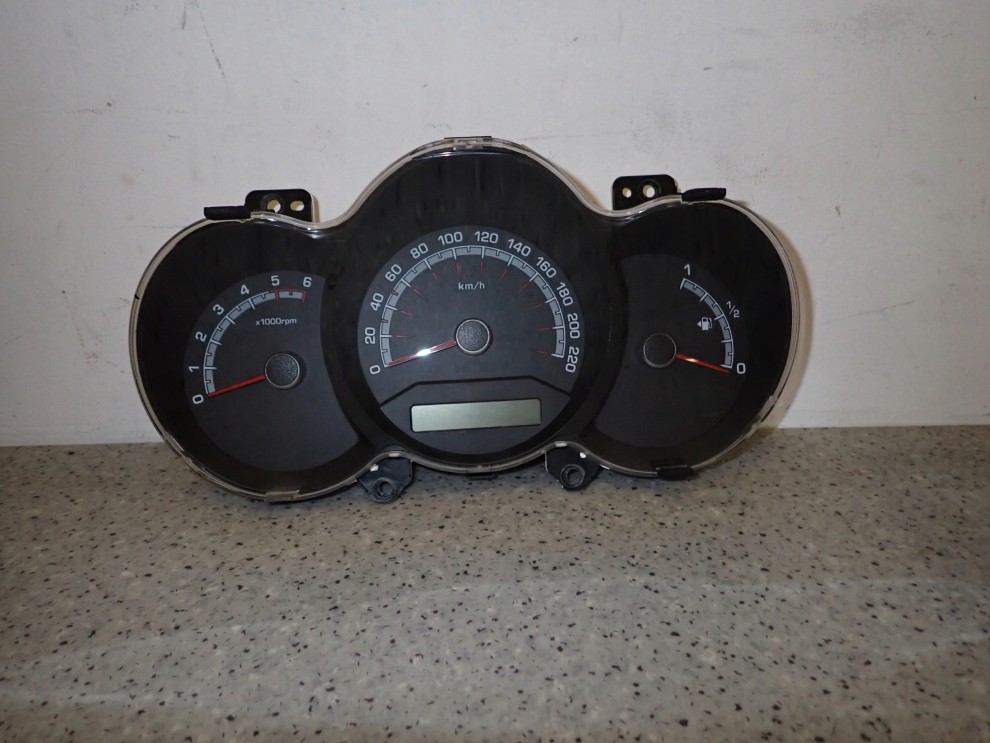 KIA VENGA 09- ZEGARY LICZNIK 1.4 CRDI 1/3