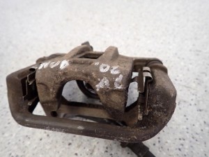 CHEVROLET LACETTI NUBIRA 03- ZACISK HAMULCOWY TYLNY LEWY 3/5 MINIATURA