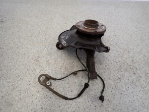 SUZUKI SPLASH 08-14 ZWROTNICA PRZEDNIA LEWA 3/6 MINIATURA