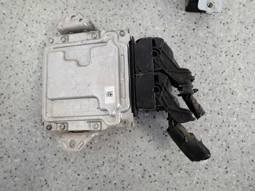 SUZUKI ALTO 09- 1.0 i ZESTAW STARTOWY STACYJKA KOMPUTER IMMO 6/8
