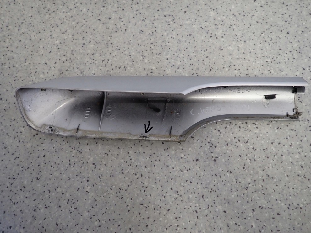 TOYOTA COROLLA VERSO 04-08 RELINGI DACHOWE KOMPLET 10/13