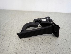 HYUNDAI i40 1.7 CRDI 11- POTENCJOMETR GAZU PEDAŁ 2/6 MINIATURA