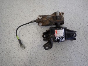 HYUNDAI i40 1.7 CRDI 11- PODUSZKA SILNIKA PRZEDNIA LEWA 4/8 MINIATURA