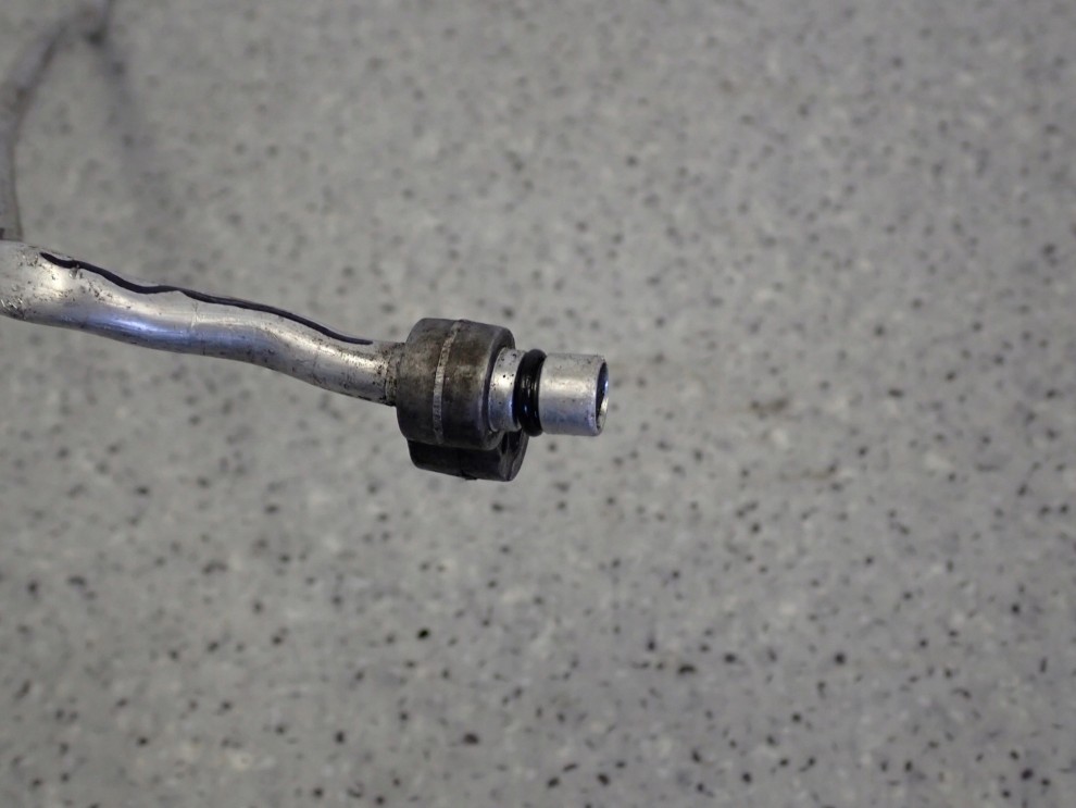 NISSAN ALMERA TINO 1.8 BENZ 00-06 PRZEWÓD KLIMATYZACJI 5/10