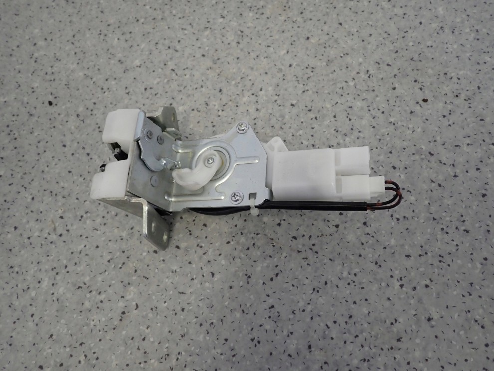 SUZUKI SWIFT MK7 10-16 ZAMEK KLAPY BAGAŻNIKA 4/7