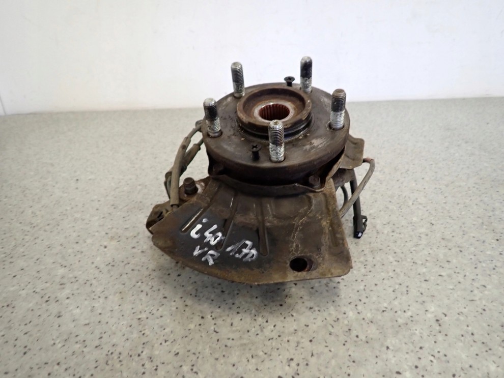 HYUNDAI i40 11- ZWROTNICA PRZEDNIA PRAWA 4/8