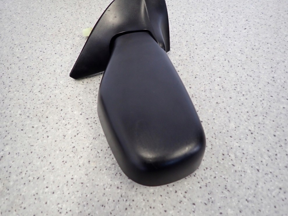 SUZUKI IGNIS II 04-07 LUSTERKO PRAWE 3PIN 6/8