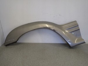 HYUNDAI GALLOPER 3D 92-02 LISTWA BŁOTNIKA TYLNA PRAWA