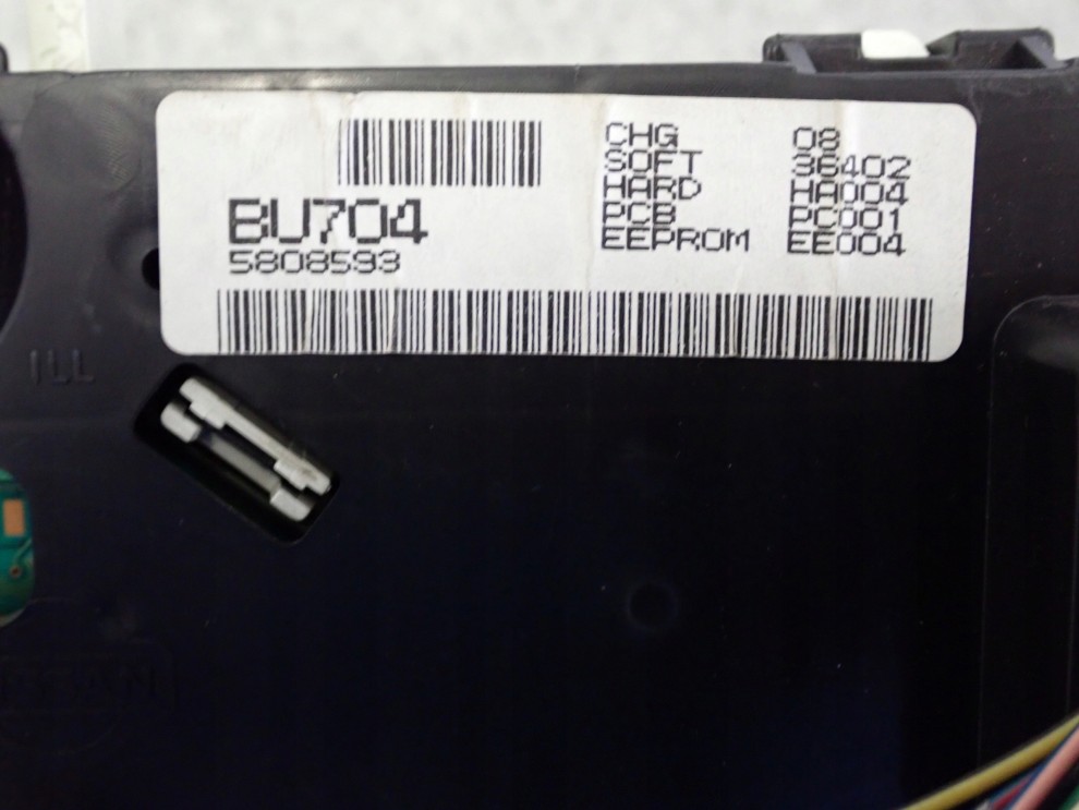 NISSAN ALMERA TINO 1.8 BENZYNA 00-06 ZEGARY ZESTAW WSKAŻNIKÓW BU704 10/11