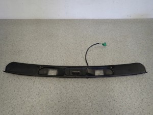 SUZUKI SWIFT MK7 10- SWITCH PRZYCISK KLAPY BAGAŻNIKA 1/9 MINIATURA