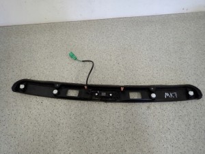 SUZUKI SWIFT MK7 10- SWITCH PRZYCISK KLAPY BAGAŻNIKA 6/9 MINIATURA