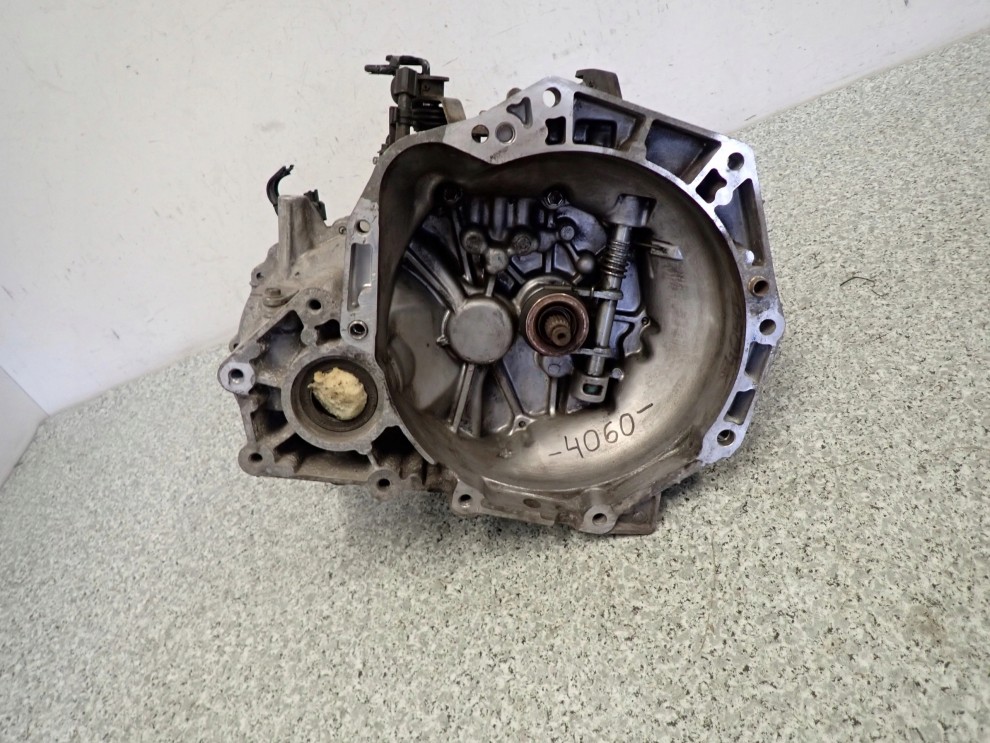 SUZUKI ALTO NISSAN PIXO 1.0i 09 - SKRZYNIA BIEGÓW MANUALNA 2/10