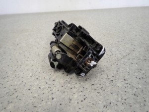 KIA VENGA 09- KLAMKA DRZWI TYLNA PRAWA QU 7/7 MINIATURA