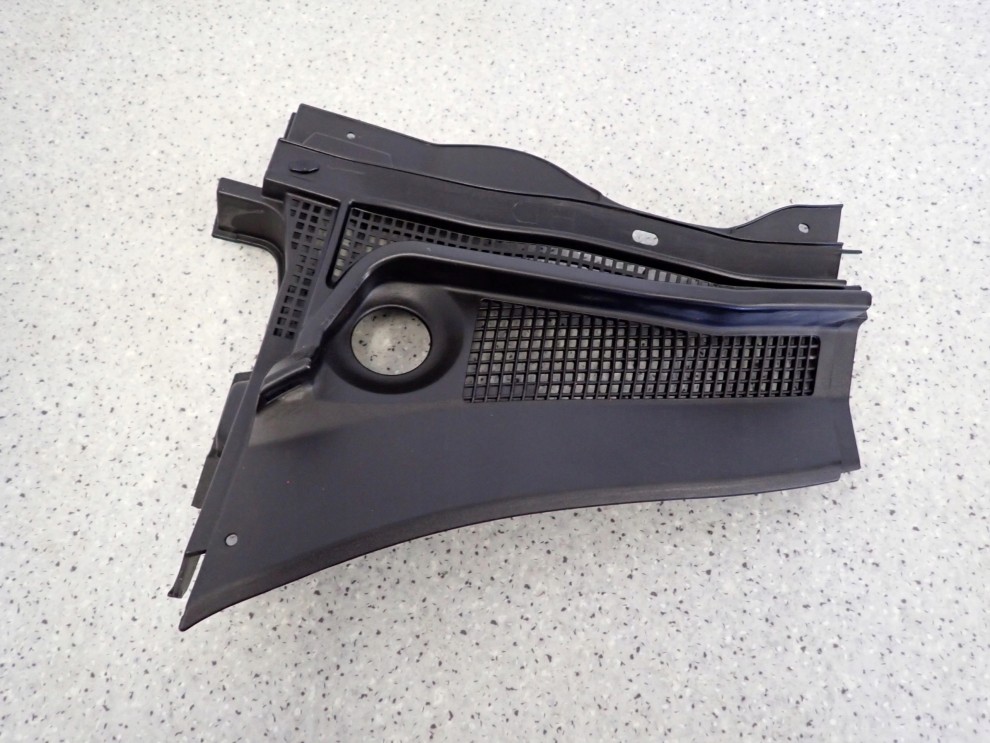 MITSUBISHI GRANDIS 03- PODSZYBIE LEWE PLASTIKOWE 1/6