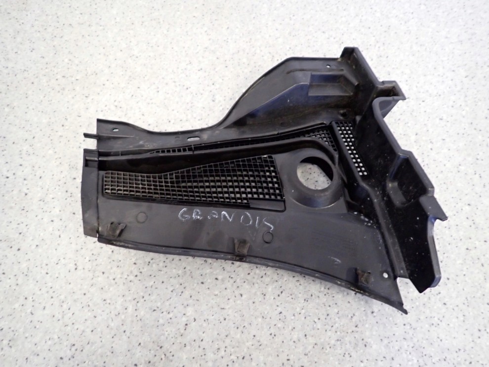 MITSUBISHI GRANDIS 03- PODSZYBIE LEWE PLASTIKOWE 5/6