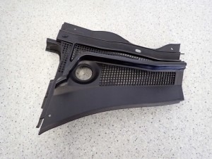 MITSUBISHI GRANDIS 03- PODSZYBIE LEWE PLASTIKOWE