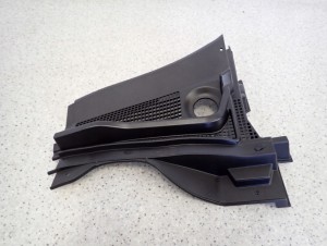 MITSUBISHI GRANDIS 03- PODSZYBIE LEWE PLASTIKOWE 2/6 MINIATURA