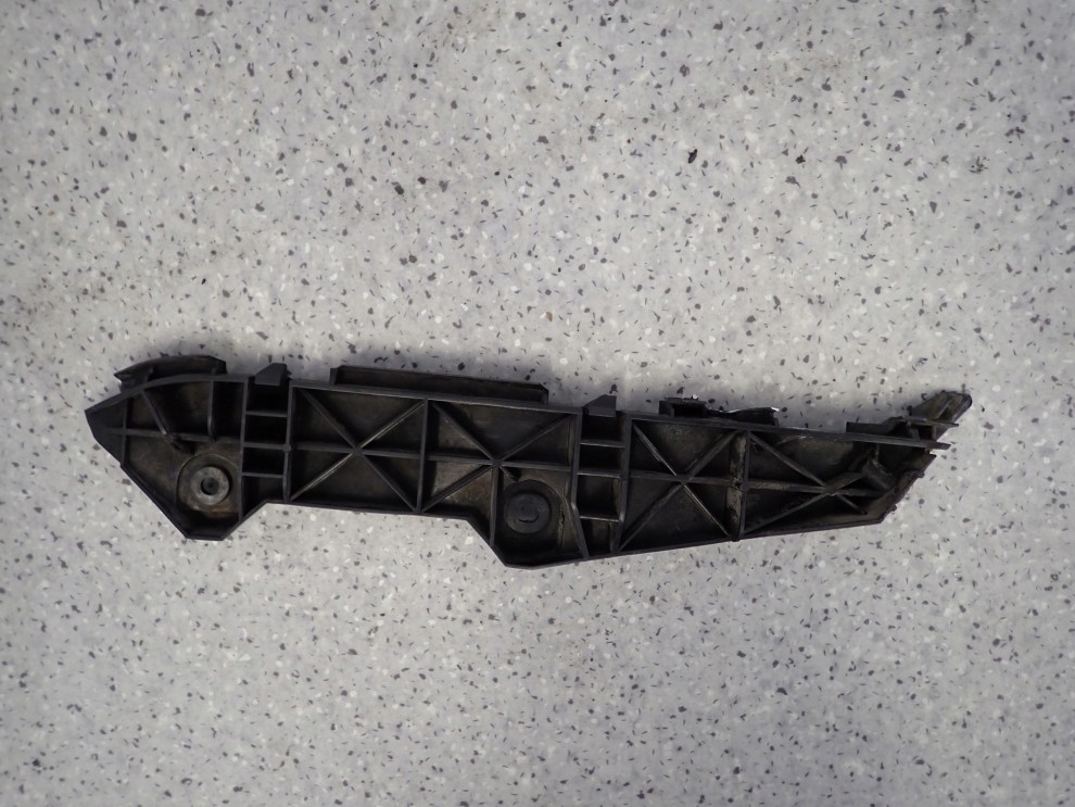 TOYOTA COROLLA E12 HB 03-07 ŚLIZG ZDERZAKA TYLNY PRAWY 2/10