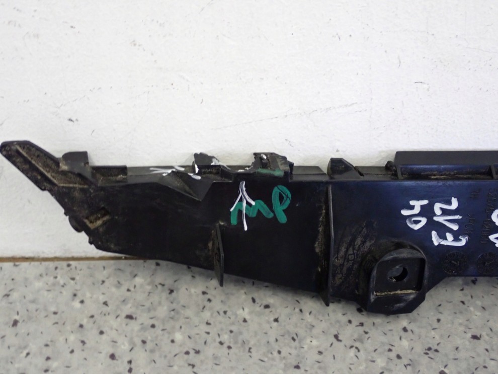 TOYOTA COROLLA E12 HB 03-07 ŚLIZG ZDERZAKA TYLNY PRAWY 10/10