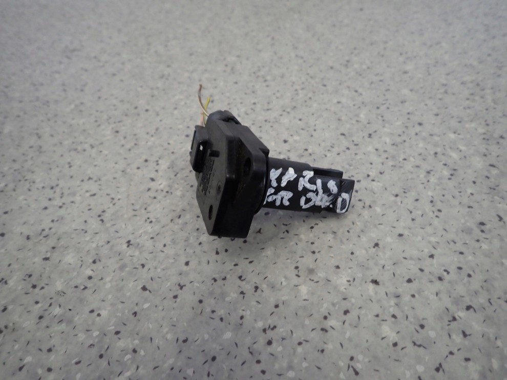 TOYOTA YARIS I FR 1.4 D4D 99-05 PRZEPŁYWOMIERZ POWIETRZA 3/7