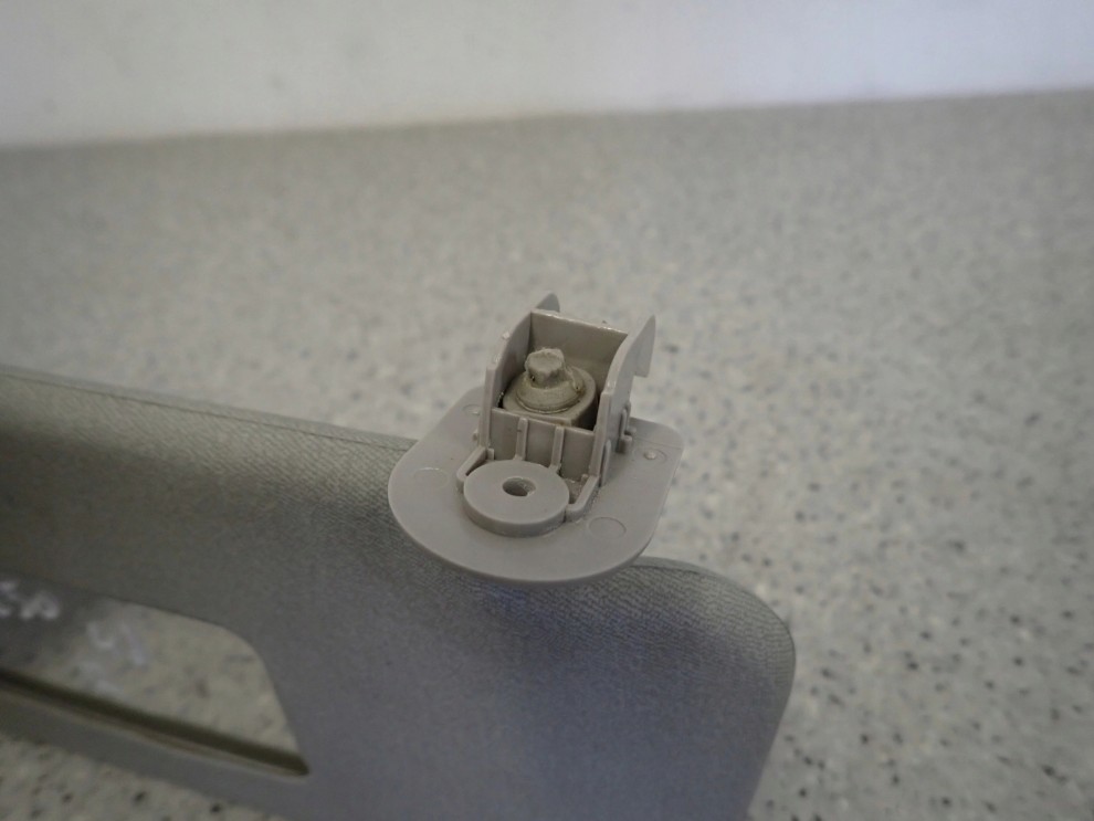 CHEVROLET AVEO T250 DASZEK PRZECIWSŁONECZNY PRAWY 3/6