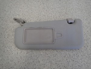 KIA RIO III 11-14 DASZEK PRZECIWSŁONECZNY LEWY EUROPA 1/8 MINIATURA