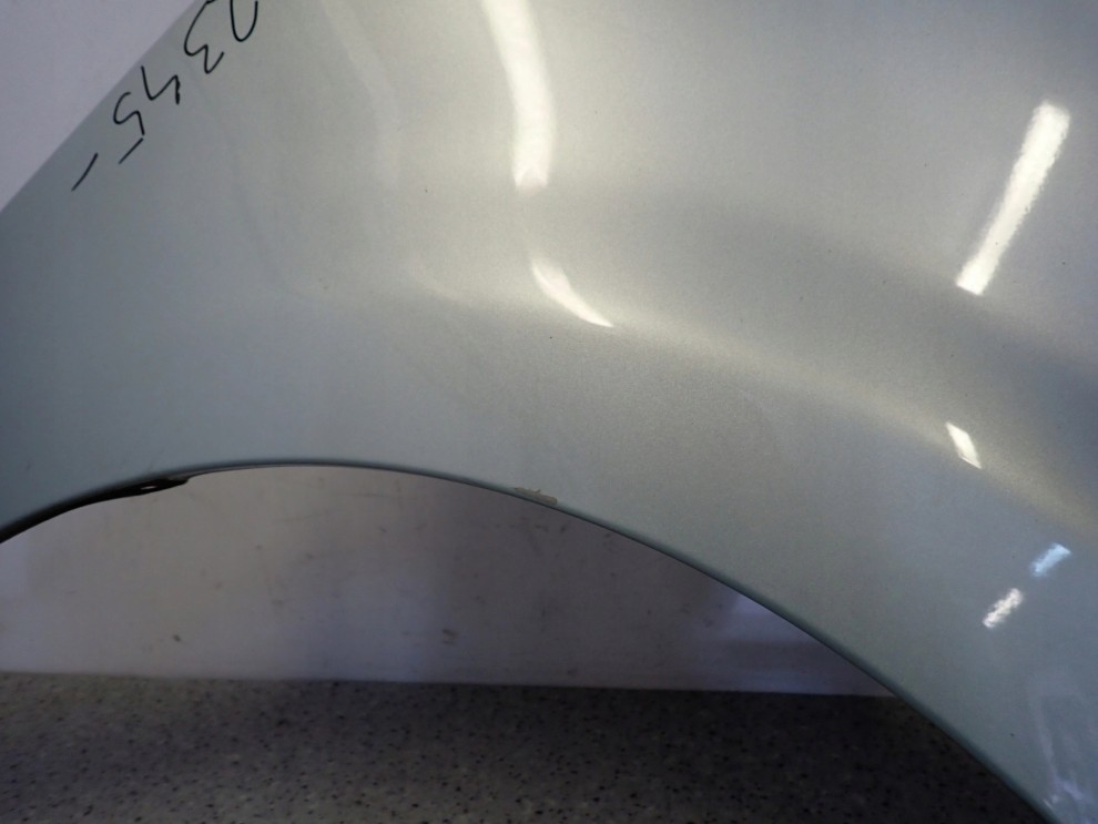TOYOTA AYGO 05-12 BŁOTNIK PRZEDNI PRAWY 8R0 12/13
