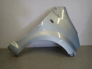 TOYOTA AYGO 05-12 BŁOTNIK PRZEDNI PRAWY 8R0 5/13 MINIATURA