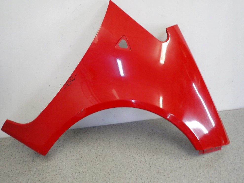 MITSUBISHI COLT 3d 04-08 BŁOTNIK PRZEDNI PRAWY P04 3/11