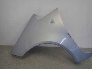 MITSUBISHI COLT 5d 04-08 BŁOTNIK PRZEDNI LEWY T42