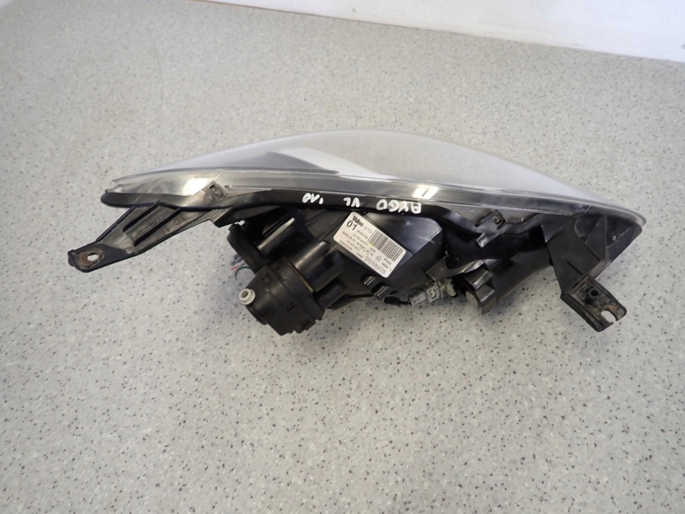 TOYOTA AYGO 06- REFLEKTOR LEWY LAMPA PRZEDNIA LEWA 7/11