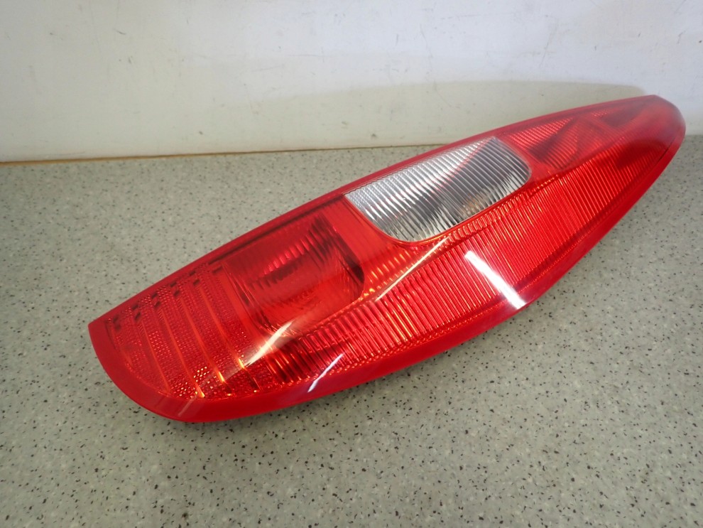 MITSUBISHI COLT CZ5 5d 04-06 LAMPA TYLNA PRAWA 2/8