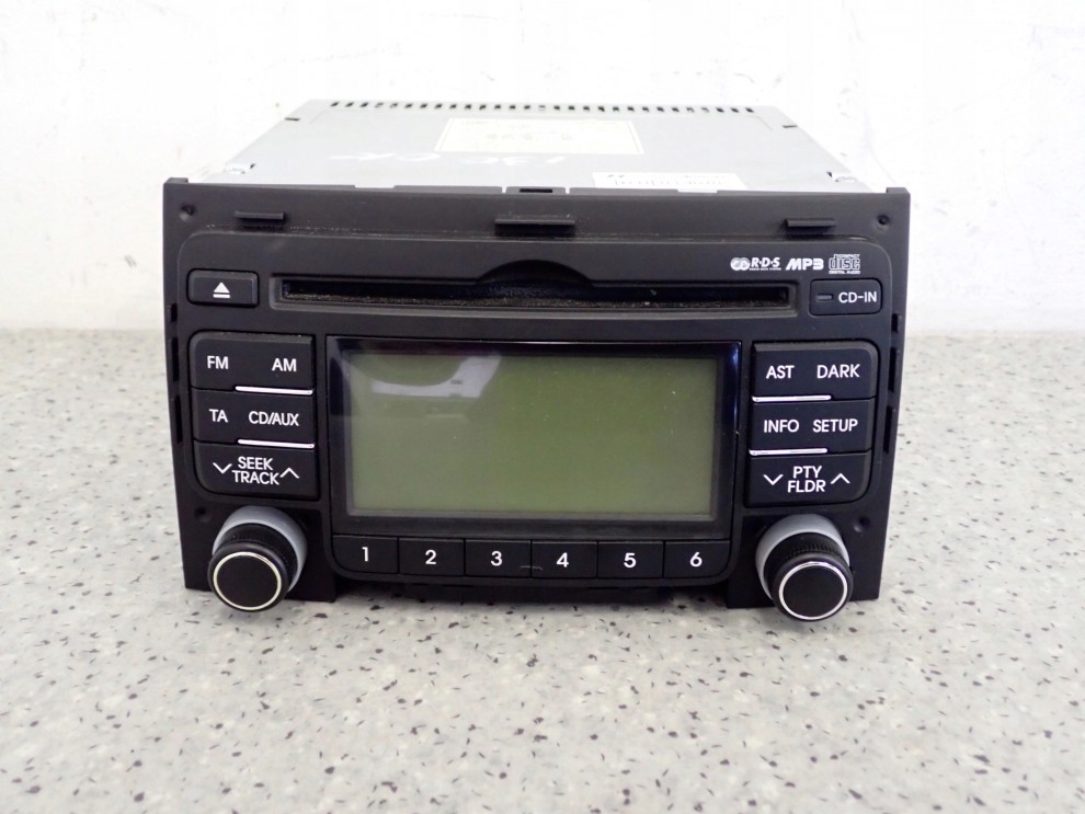 HYUNDAI i30 07-11 RADIO CD 1/4