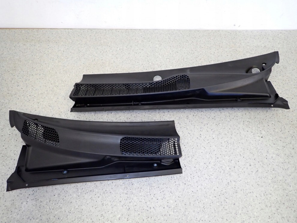 TOYOTA YARIS I 00-05 PODSZYBIE PLASTIKOWE KOMPLETNE 2/4