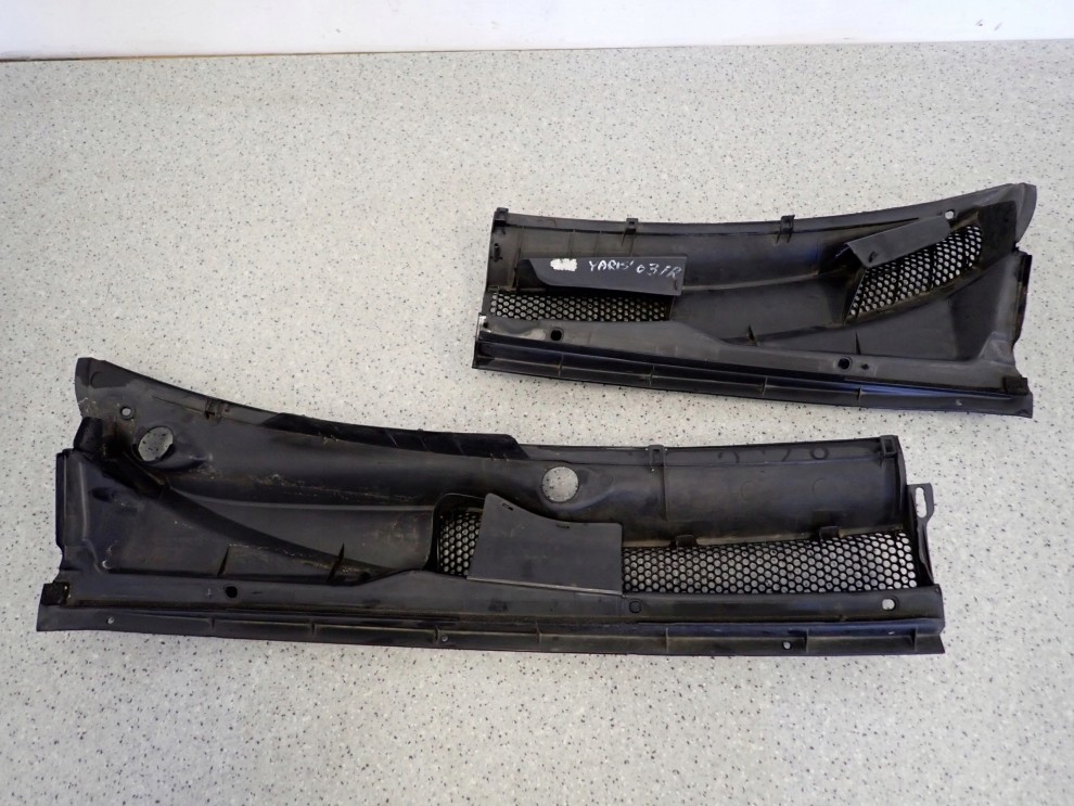 TOYOTA YARIS I 00-05 PODSZYBIE PLASTIKOWE KOMPLETNE 4/4