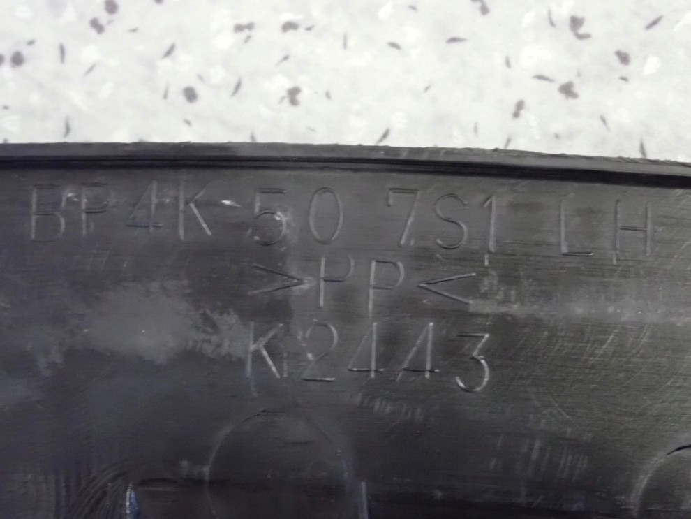 MAZDA 3 MAZDA3 HB 4D BK 03-08 PODSZYBIE PLASTIKOWE 4/5