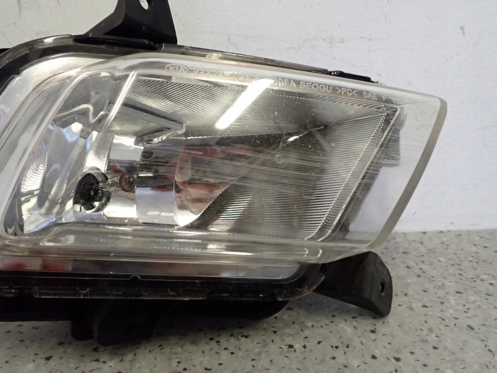 KIA RIO II 09-11 HALOGEN PRZEDNI PRAWY 3/4