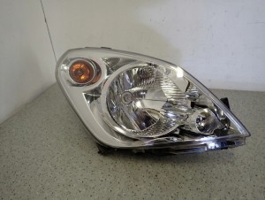 SUZUKI SPLASH LIFT 12-14 LAMPA PRZEDNIA PRAWA REFLEKTOR PRAWY