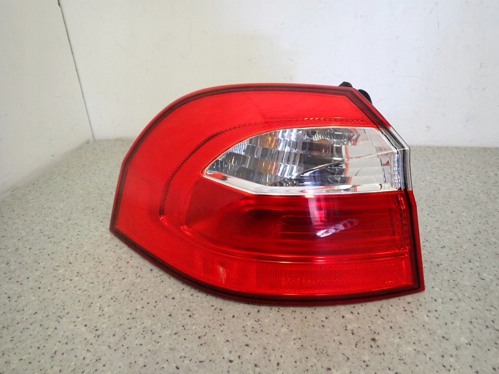KIA RIO III 11-14 LAMPA TYLNA LEWA EUROPA 1/8