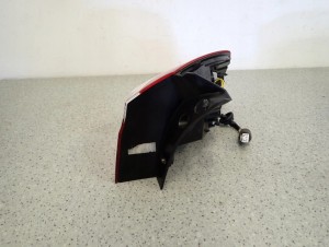 KIA RIO III 11-14 LAMPA TYLNA LEWA EUROPA 6/8 MINIATURA