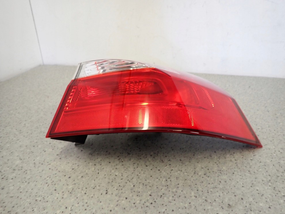 KIA RIO III 11-14 LAMPA TYLNA PRAWA EUROPA 5/8