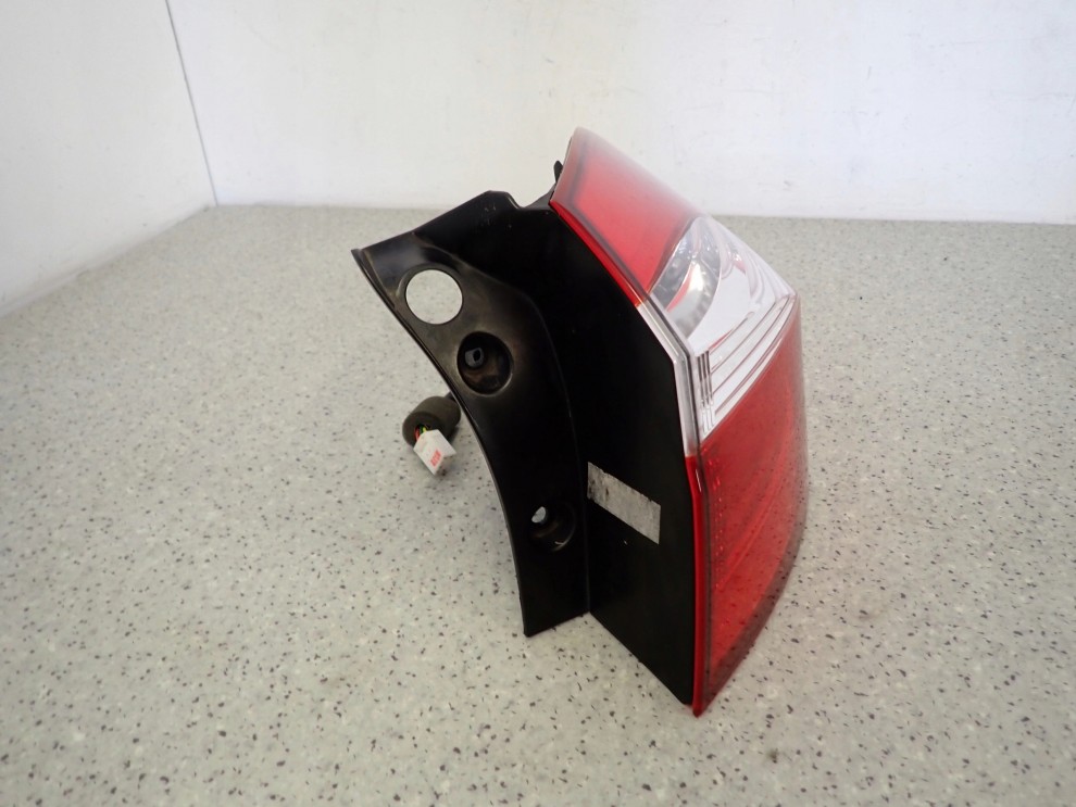 KIA RIO III 11-14 LAMPA TYLNA PRAWA EUROPA 6/8