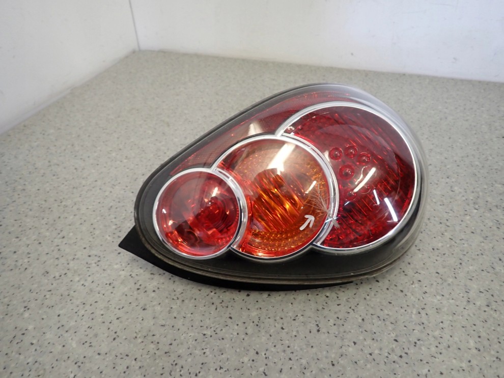 TOYOTA AYGO LIFT 10-12 LAMPA TYLNA LEWA 4/10
