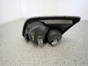 MAZDA 6 5d 02-05 LAMPA WEWNĘTRZNA TYLNA LEWA W KLAPĘ 5/5 MINIATURA
