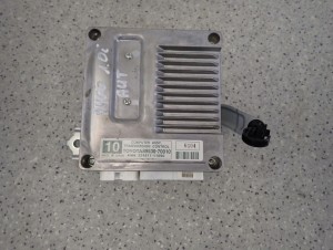 TOYOTA AYGO 1.0 BENZYNA 1KR 06-12 STEROWNIK SSKRZYNI BIEGÓW AUTOMATYCZNEJ 2/10 MINIATURA
