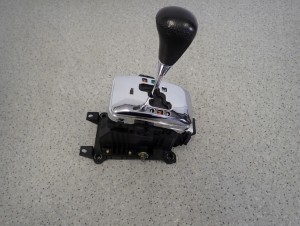 COROLLA E12 01-07 DŹWIGNIA ZMIANY BIEGÓW AUTOMAT 89451-52020 2/8 MINIATURA