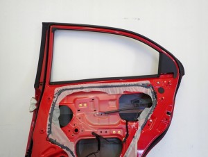 KIA RIO III HB 11-14 DRZWI TYLNE PRAWE BEG 15/15 MINIATURA