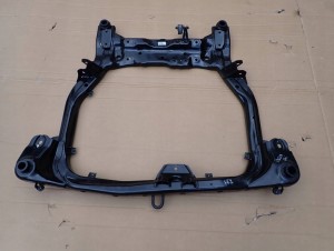 HYUNDAI I30 07-12 BELKA ZAWIESZENIA SANKI SILNIKA BARDZO ŁADNE ORYGINALNE