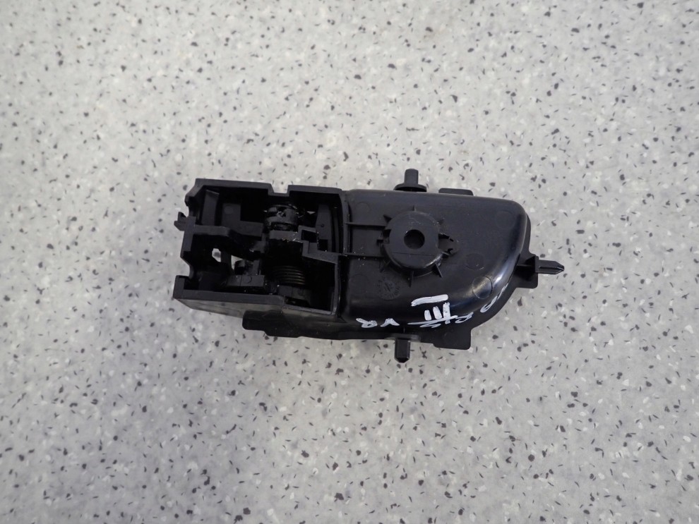 TOYOTA YARIS II 06-11 KLAMKA WEWNĘTRZNA PRZEDNIA TYLNA PRAWA 2/2
